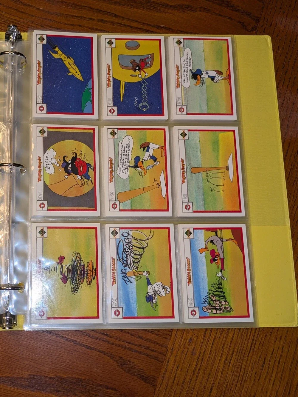 100 Looney Tunes MLB Cards Binder 🔥 1992 Upper Deck Comic Ball Baseball